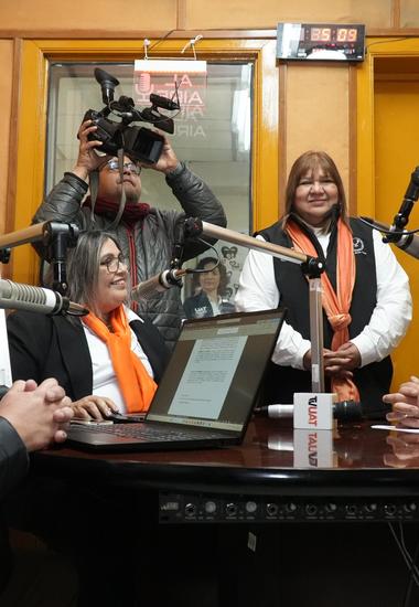 Preside rector Dámaso Anaya celebración del 33 aniversario de Radio UAT