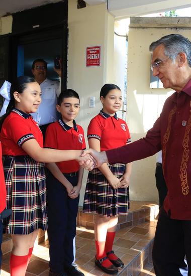 Ponen en marcha Américo y María  jornadas “Vive Saludable, Vive Feliz” 